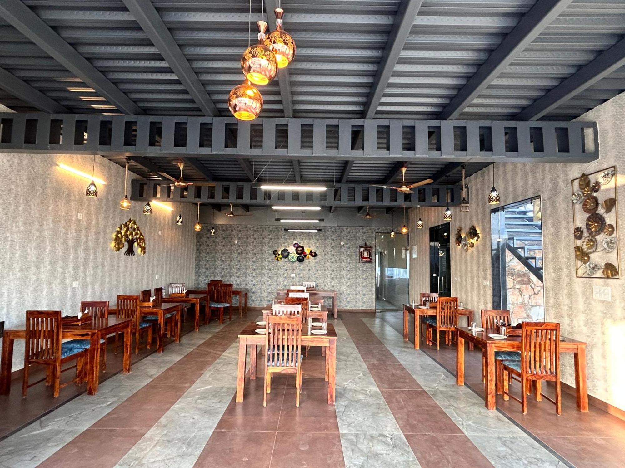 Royal Rajasthan Resort Sikar Buitenkant foto