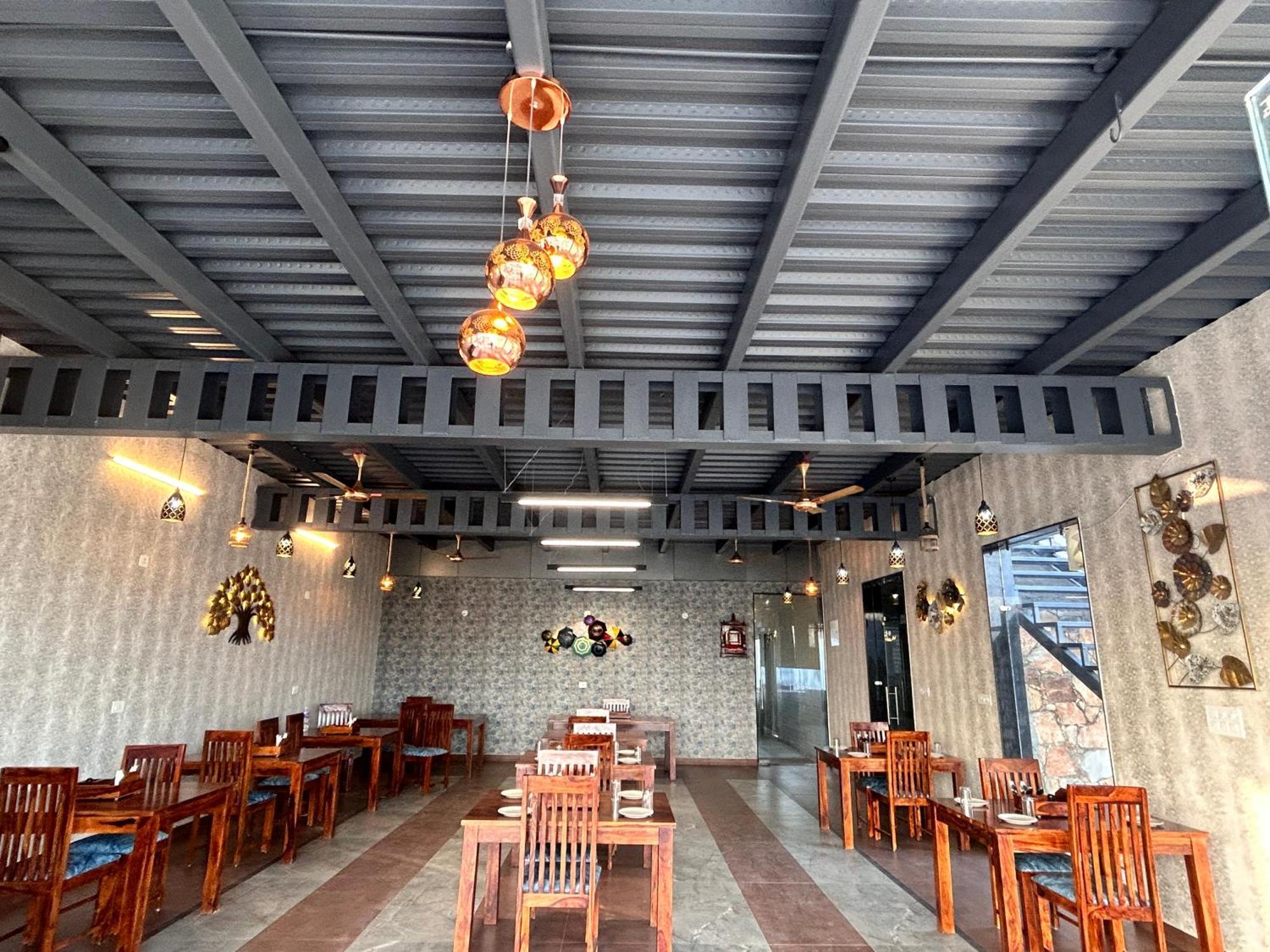 Royal Rajasthan Resort Sikar Buitenkant foto
