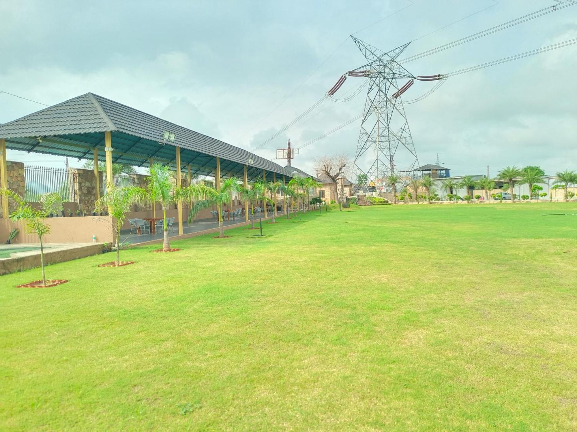 Royal Rajasthan Resort Sikar Buitenkant foto