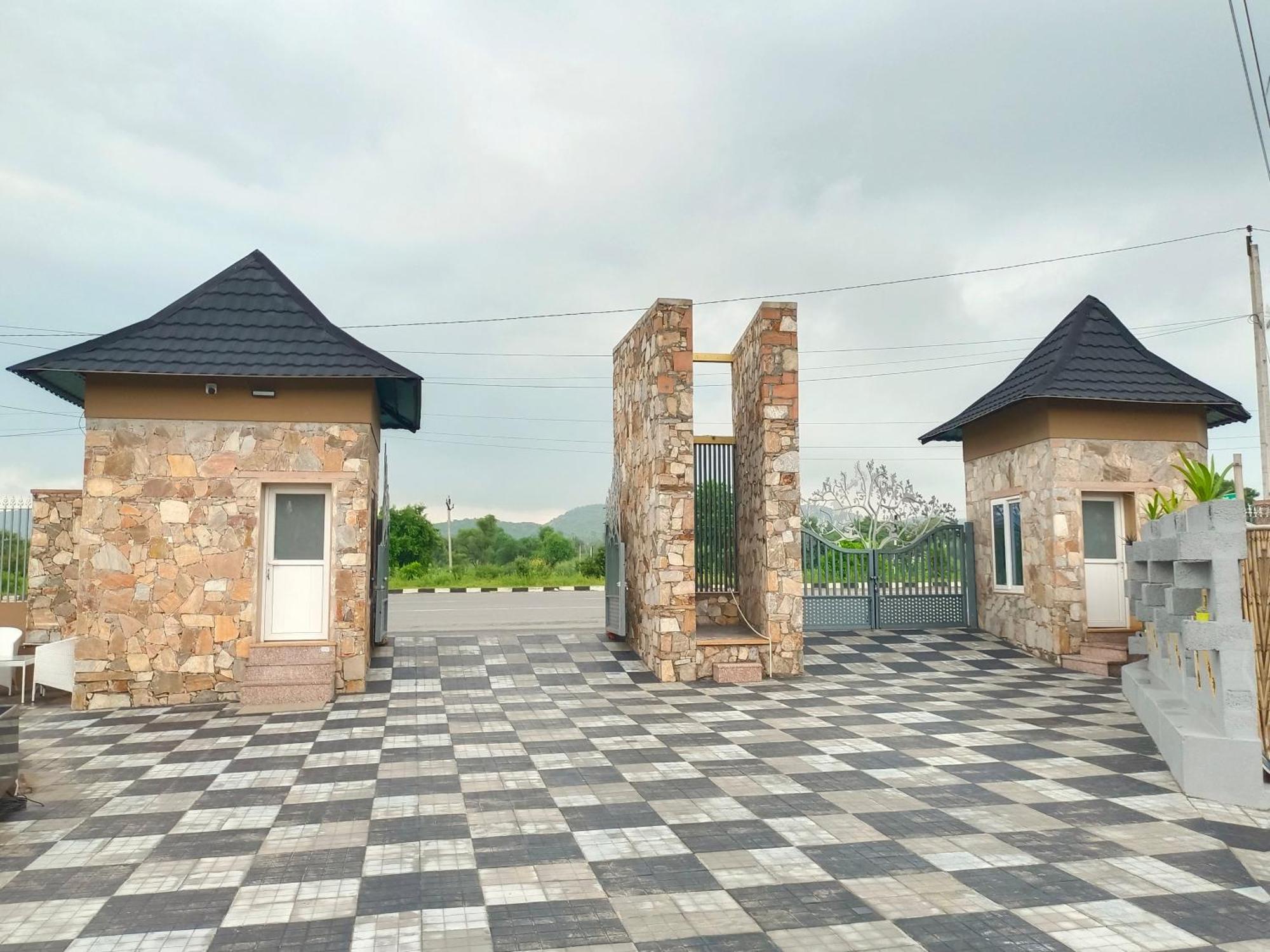 Royal Rajasthan Resort Sikar Buitenkant foto